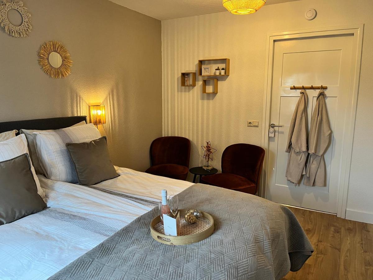 De Beekhoek Bed & Breakfast *
